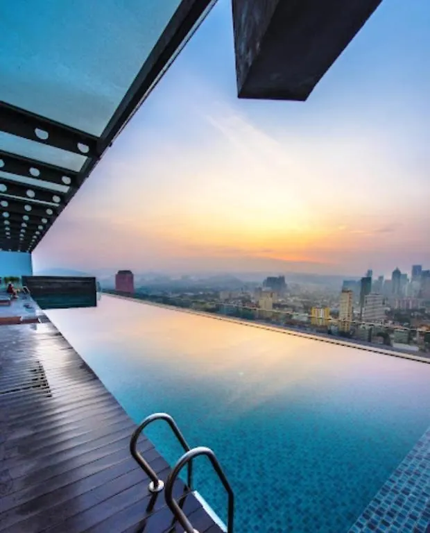 Infinity Pool Hostel Kuala Lumpur